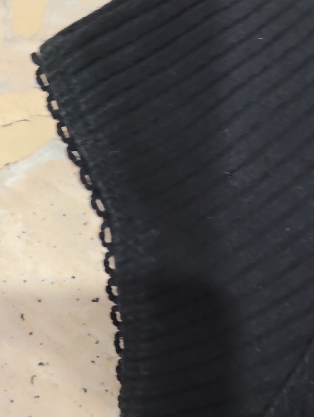 Black Ribbed Button-Front Short Sleeve Top - Picture 3 of 7